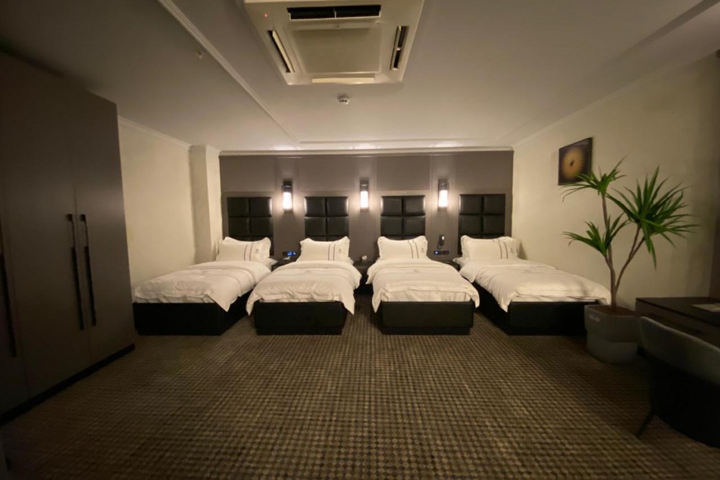 Helmond Hotel 6/14