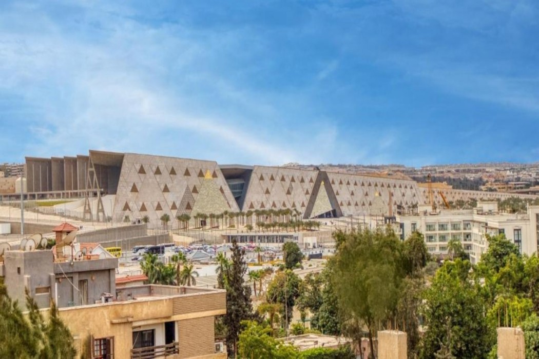 Saray Pyramids & Museum View Hotel in GIZA