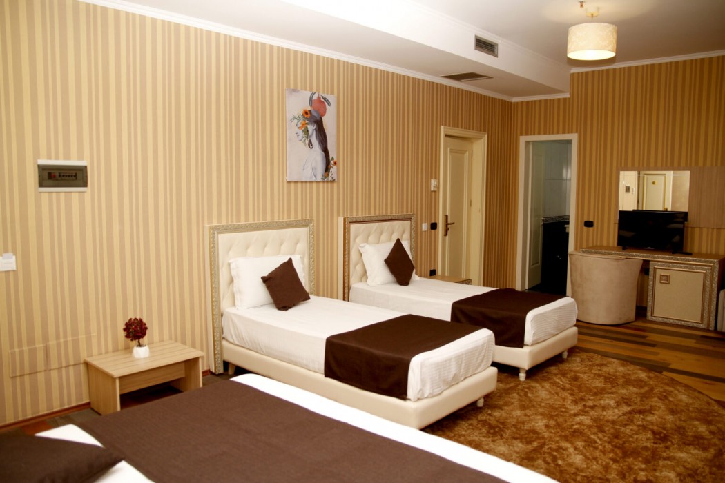 Amh Hotel 23/88