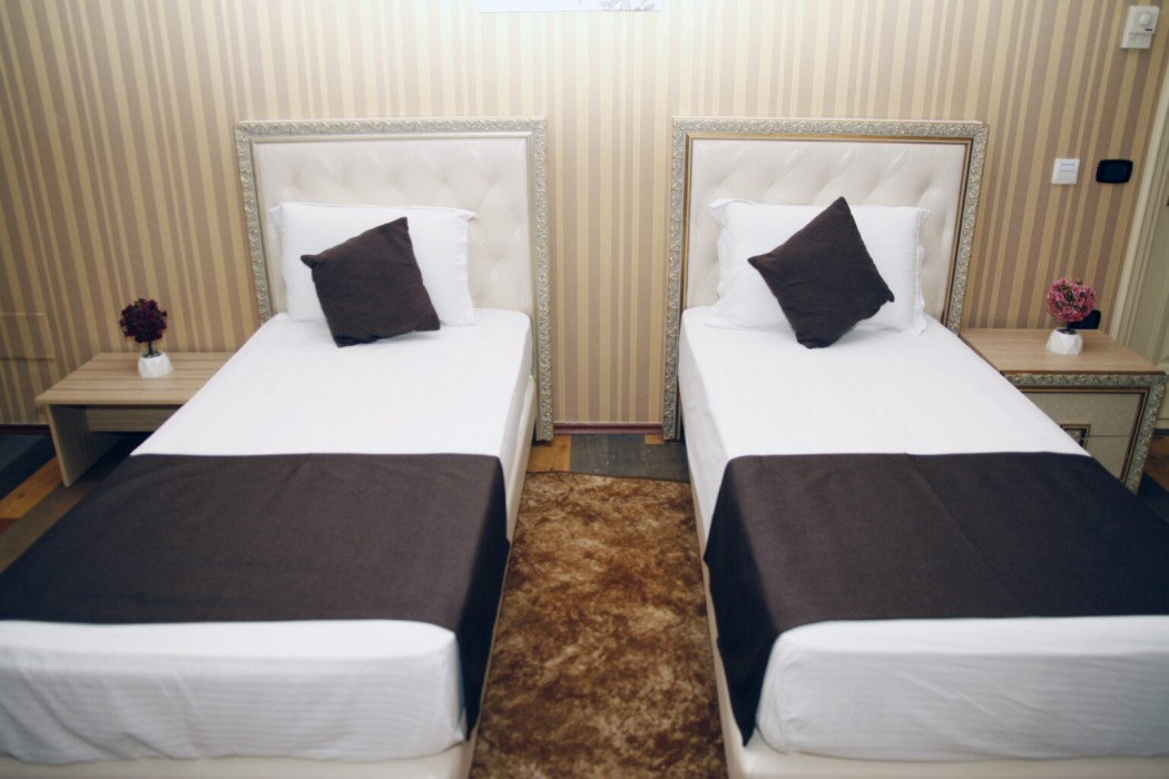Amh Hotel 21/88