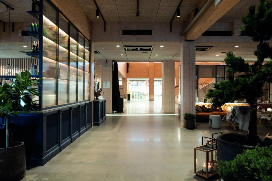 The Wood Hotel by Elite 26/53