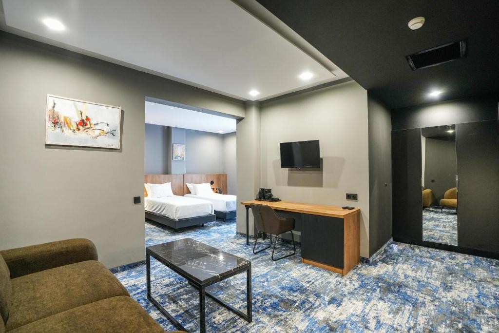 Splendid Tbilisi Hotel 22/70