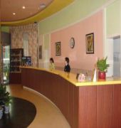 Home Inn Zhong Shan Park 2/5