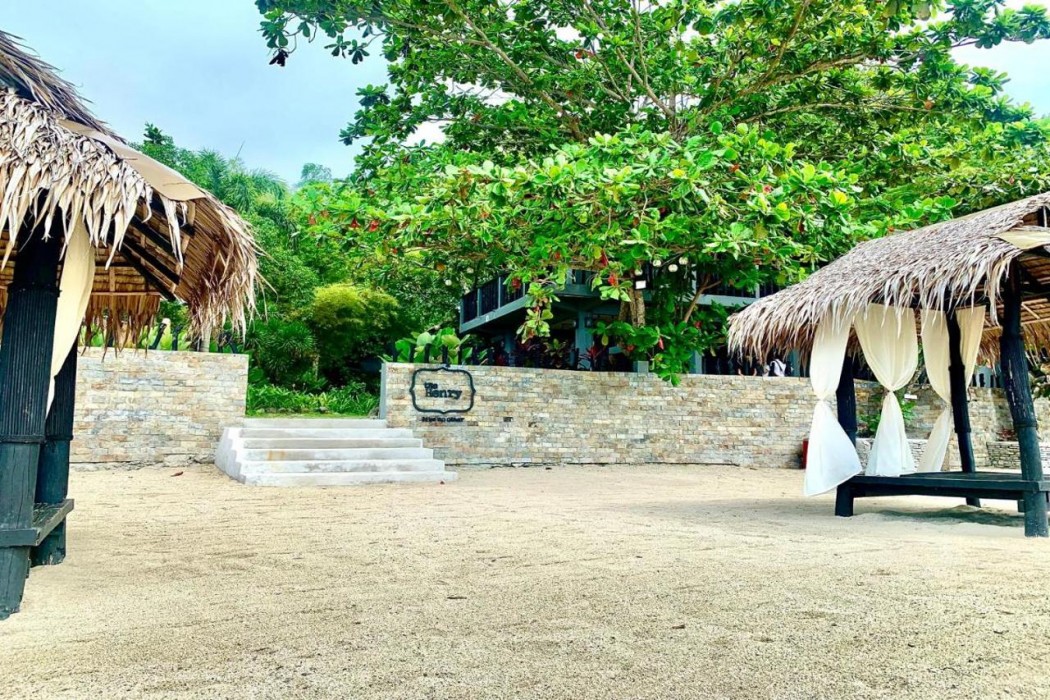 The Henry Resort Taramindu Laiya 32/56