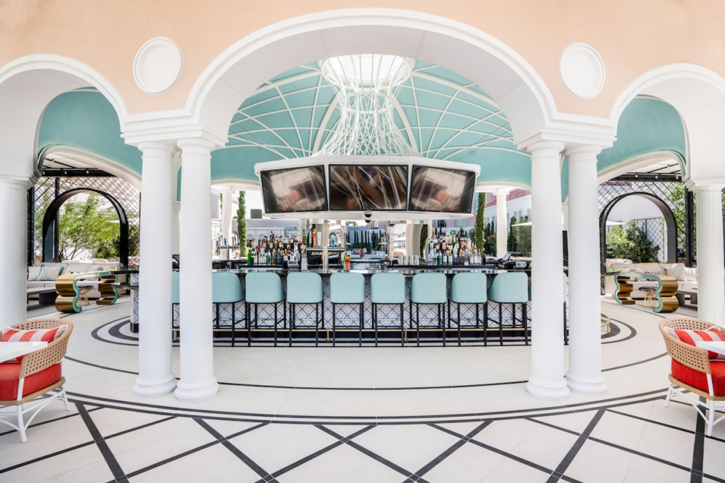 The Venetian Prestige Club Lounge 32/66