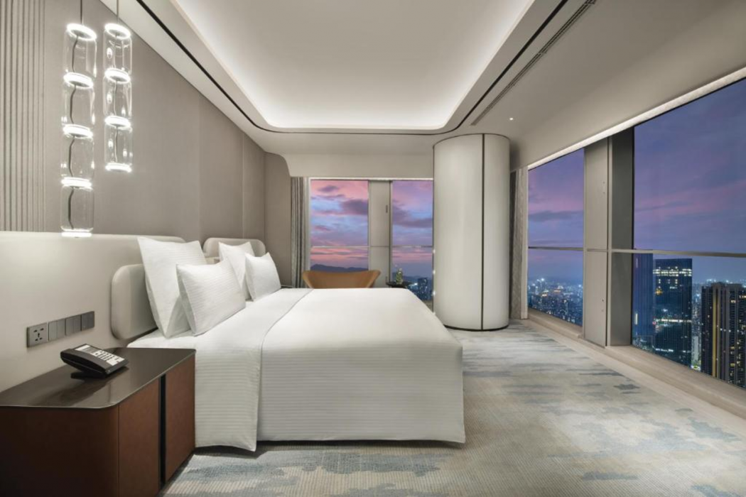 Pullman Shenzhen North 8/63