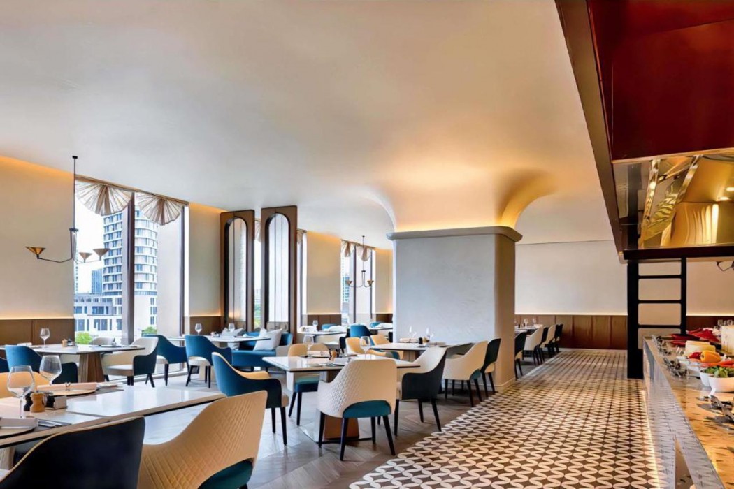 Sofitel Shanghai North Bund 9/60