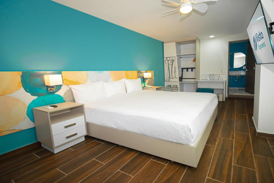 Vista Express Guadalajara Expo SureStay Collection by BW 12/35