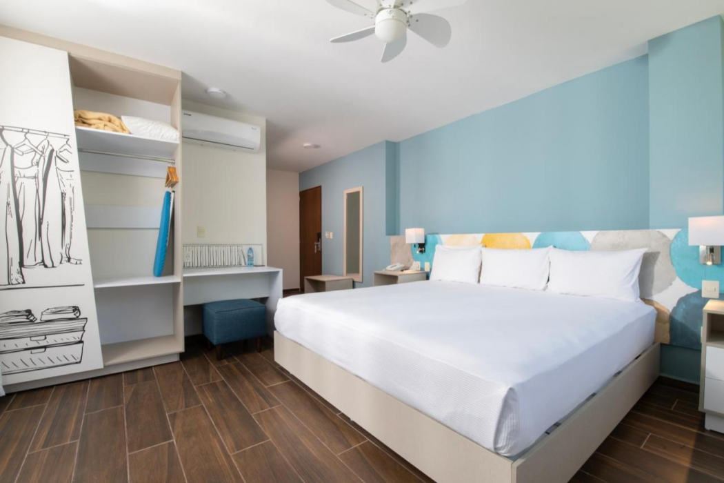 Vista Express Guadalajara Expo SureStay Collection by BW 14/35