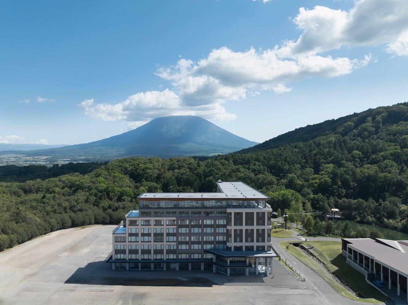 Nikko Style Niseko HANAZONO 5/89