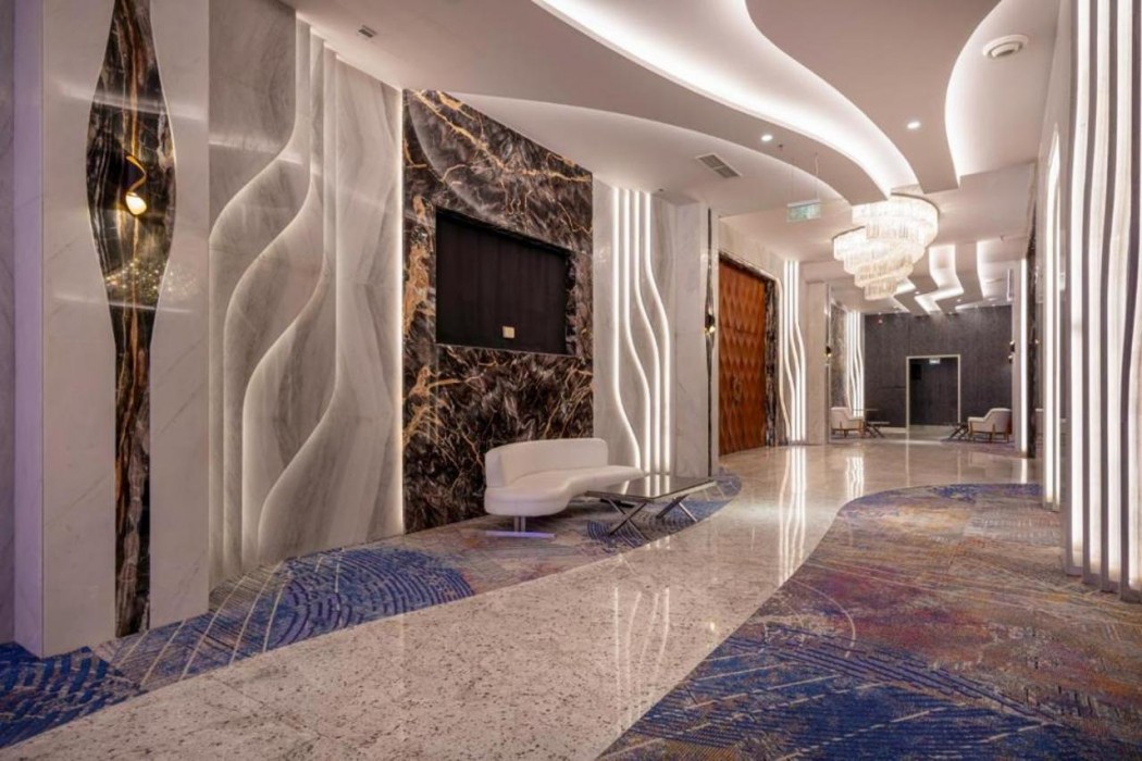 Mirage Hotel & Conference Center 4/53
