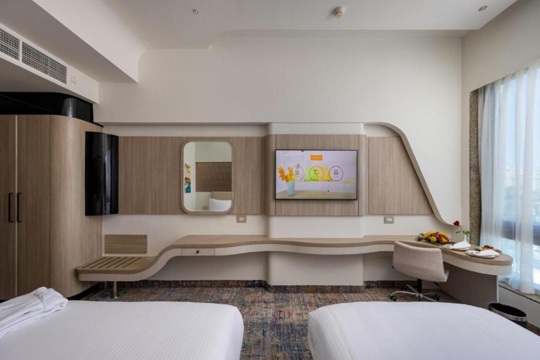 Mirage Hotel & Conference Center 13/53