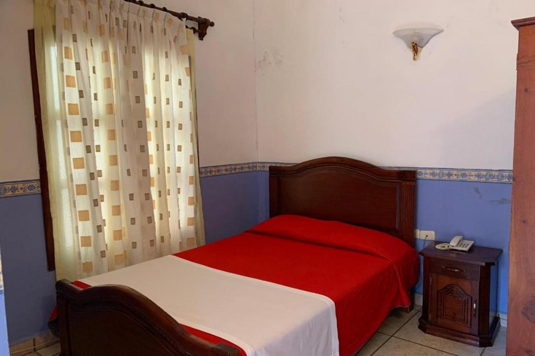 OYO Hotel Real De Cortes 9/28