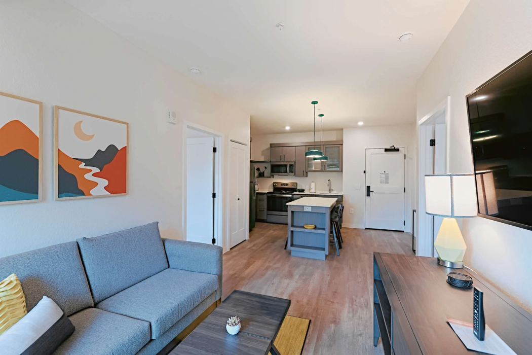 WaterWalk Extended Stay by Wyndham Jacksonville Deerwood Pk 13/56