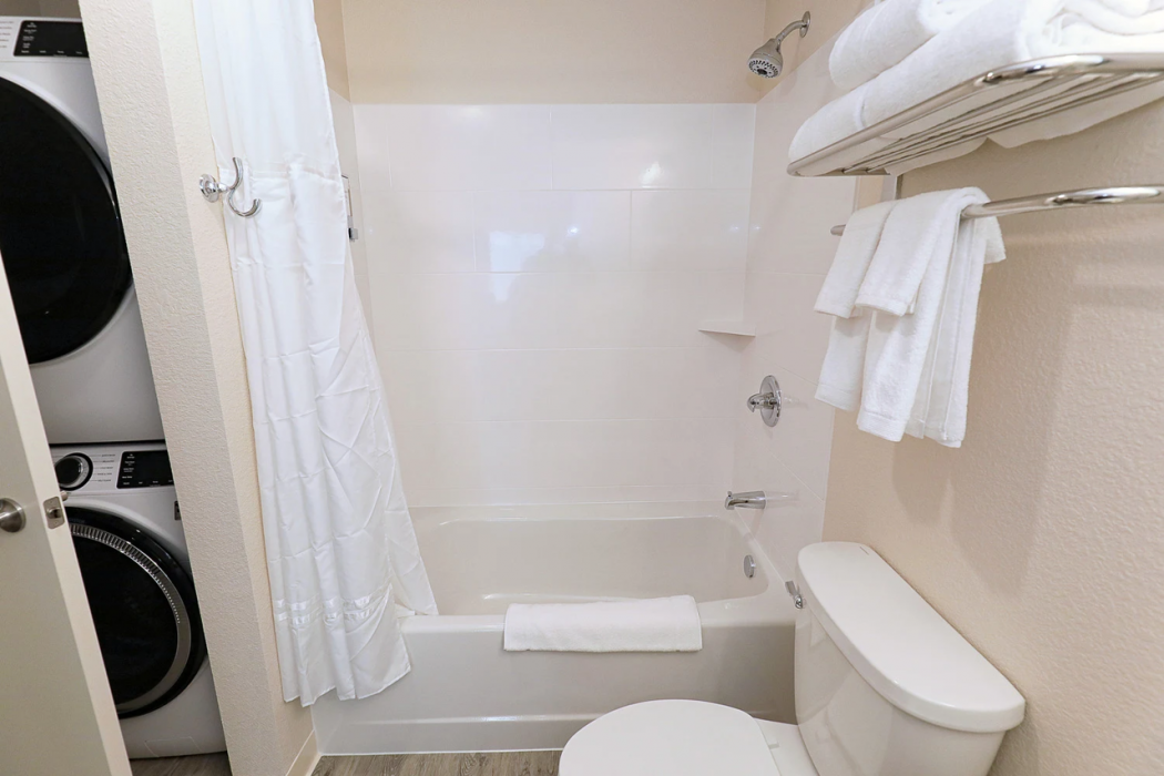 WaterWalk Extended Stay by Wyndham Minneapolis - Plymouth 9/62