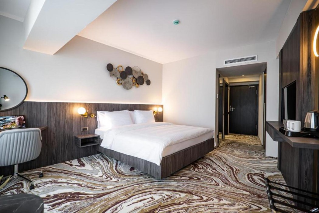 Ramada by Wyndham Bucharest Otopeni Airport 12/44