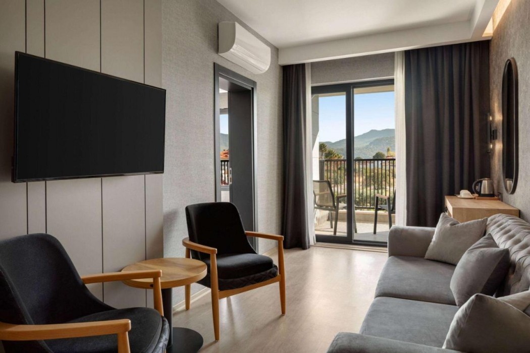 Ramada by Wyndham Dalaman 15/64