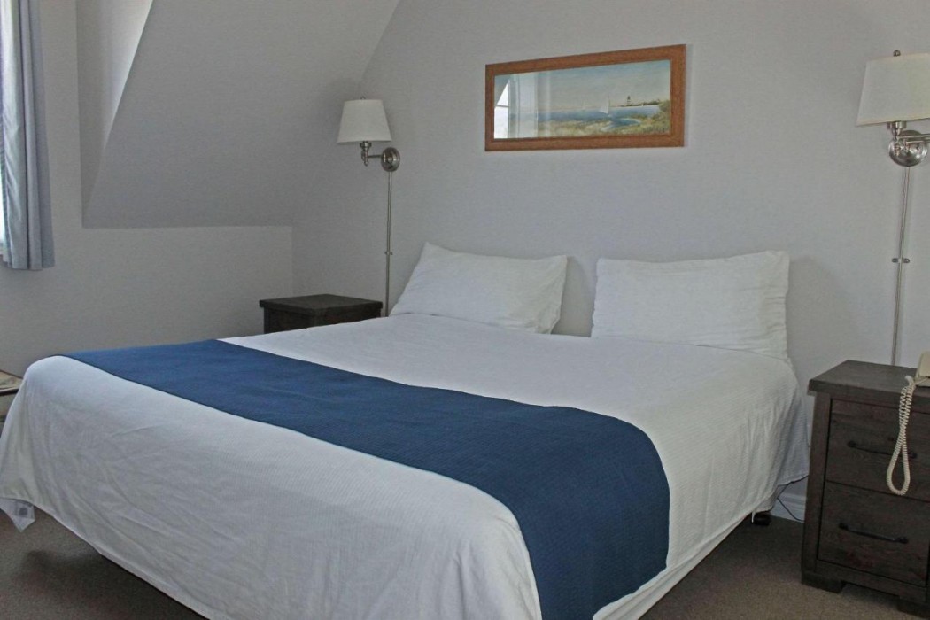 Isaiah Tubbs Resort & Conference Centre 2/20