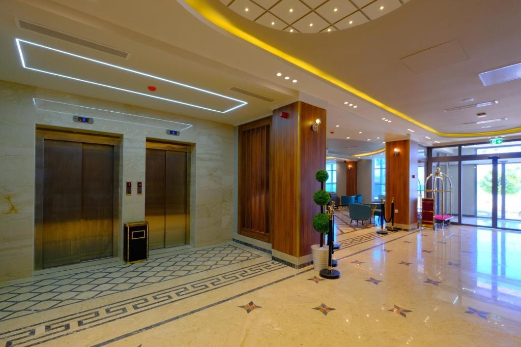 Hotel El Bey 5/48