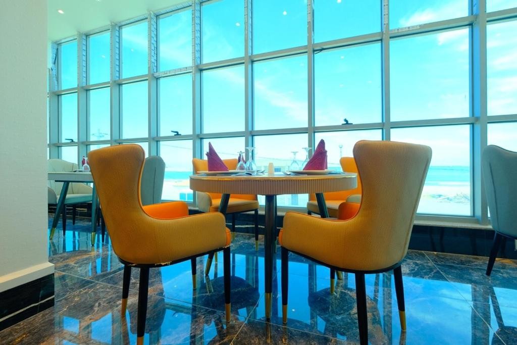 Hotel El Bey 28/48