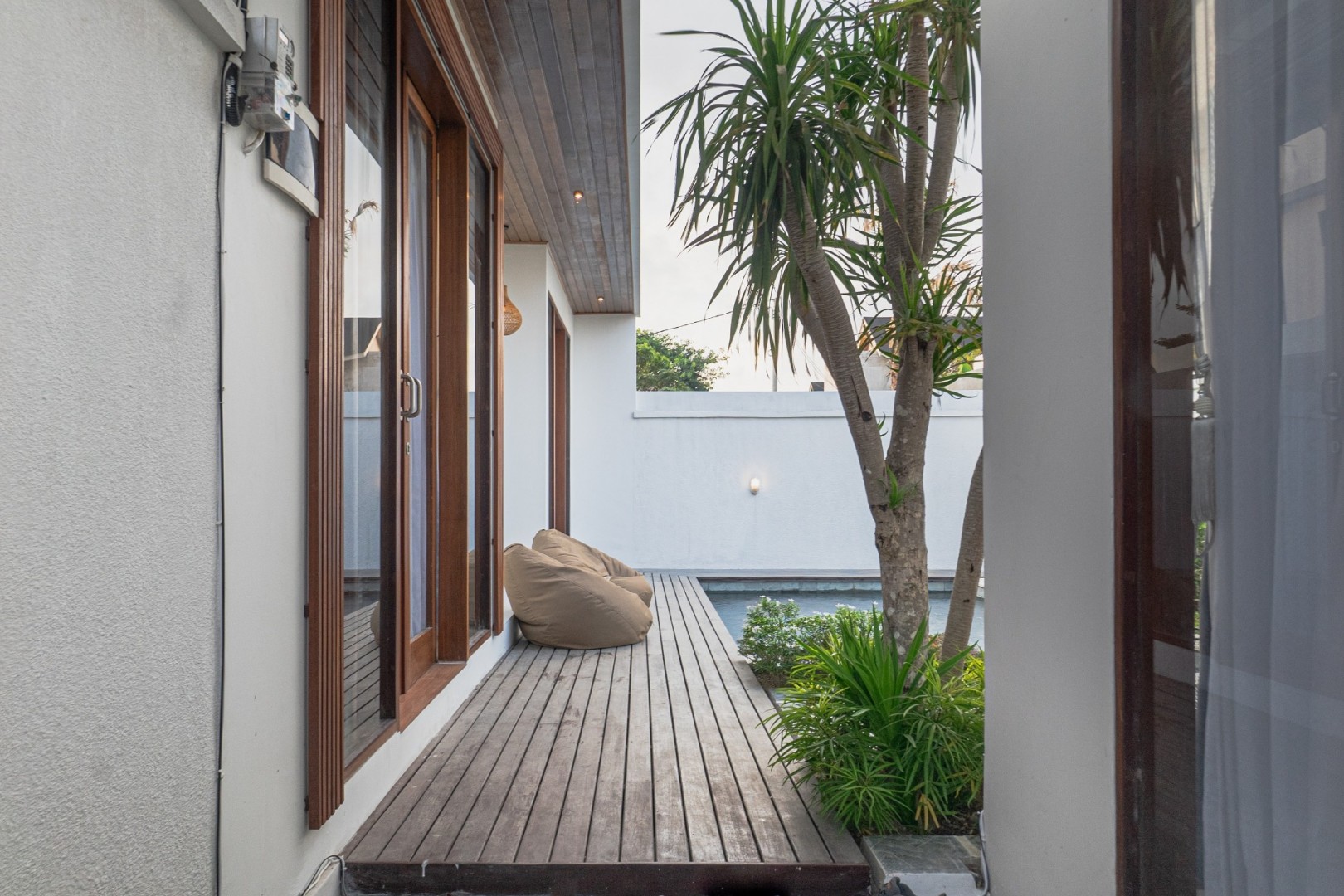 Cypress Villa by ZUZU 2/37