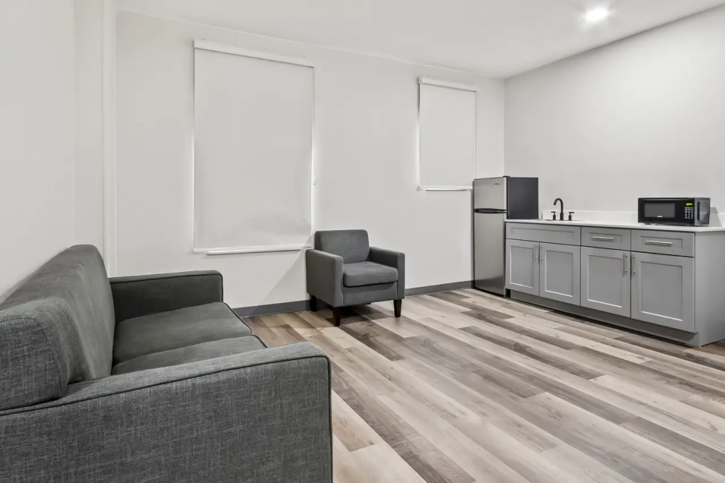 Quality Inn & Suites Columbia Harbison 18/21