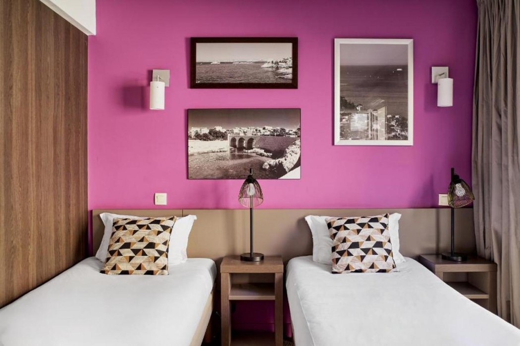 Hotel Ligo 10/31