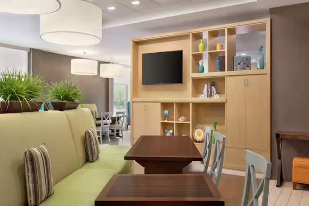 Home2 Suites by Hilton Dublin 10/25