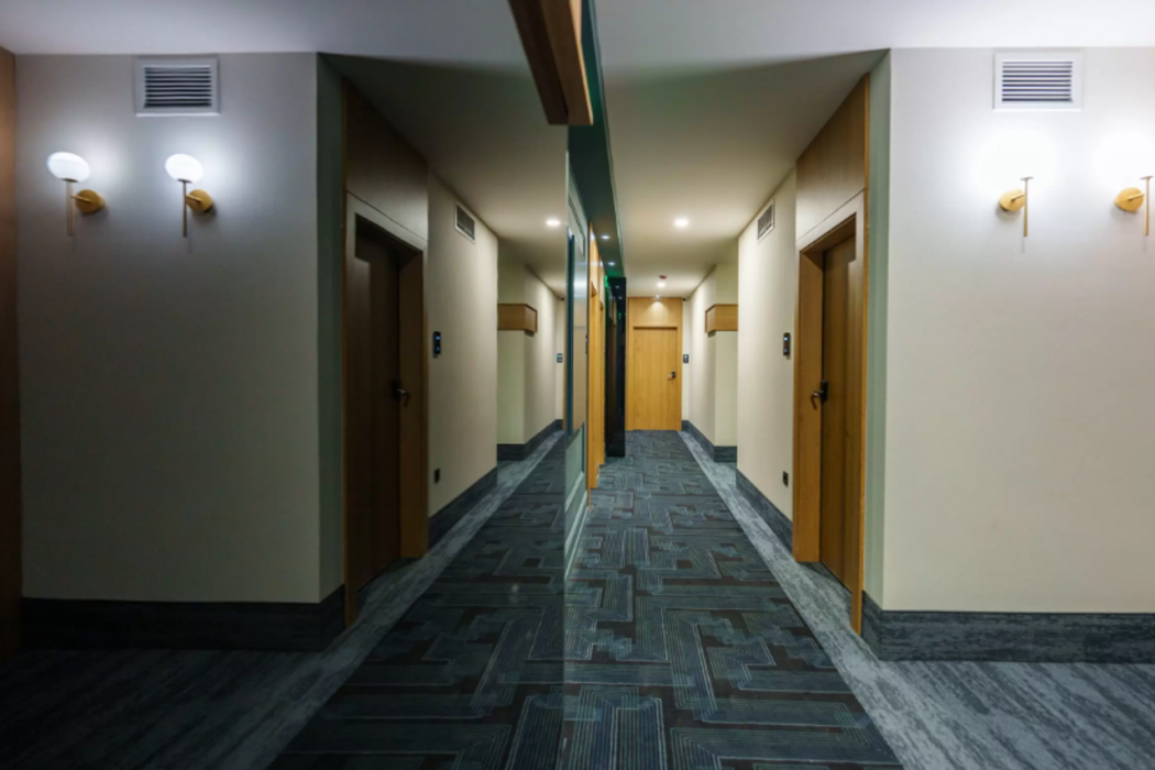 B1 Downtown Hotel 37/54