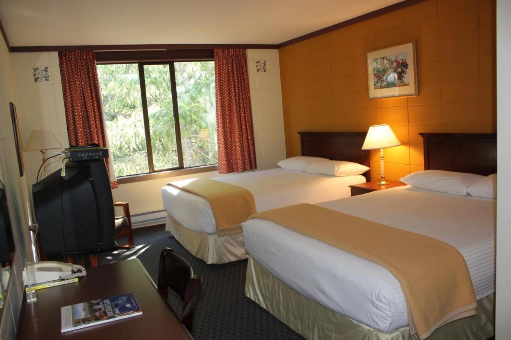 Baymont by Wyndham Gold River 15/60