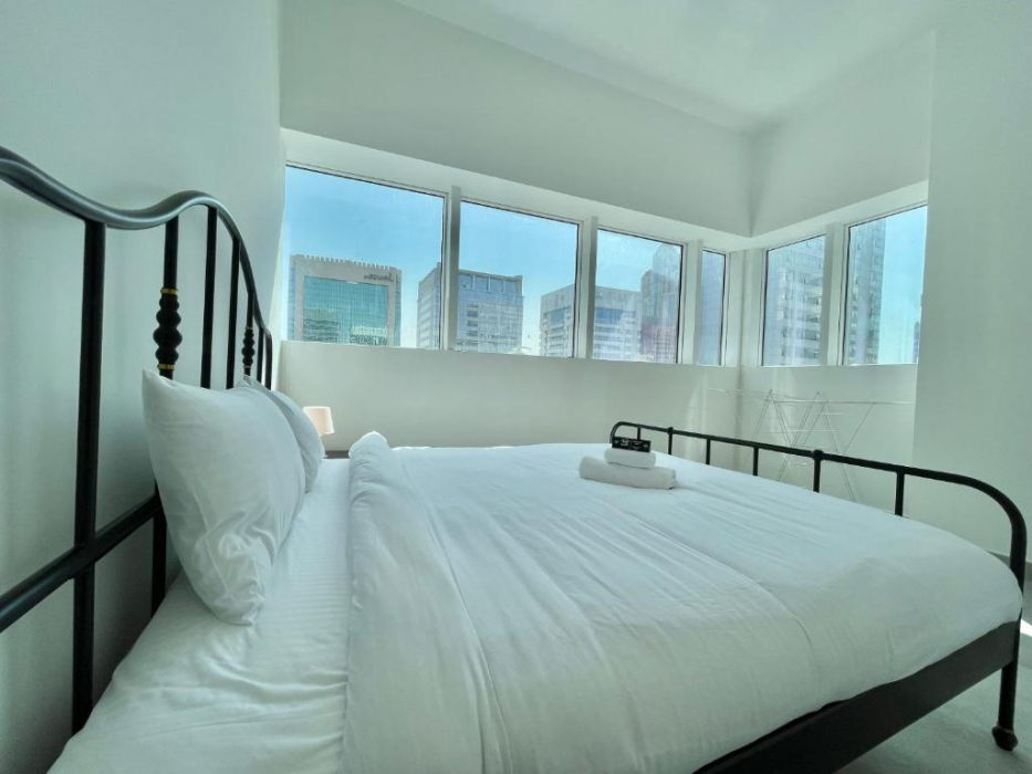 Panoramic View Apartment in Palette Tower in Tourist Club Area photo1