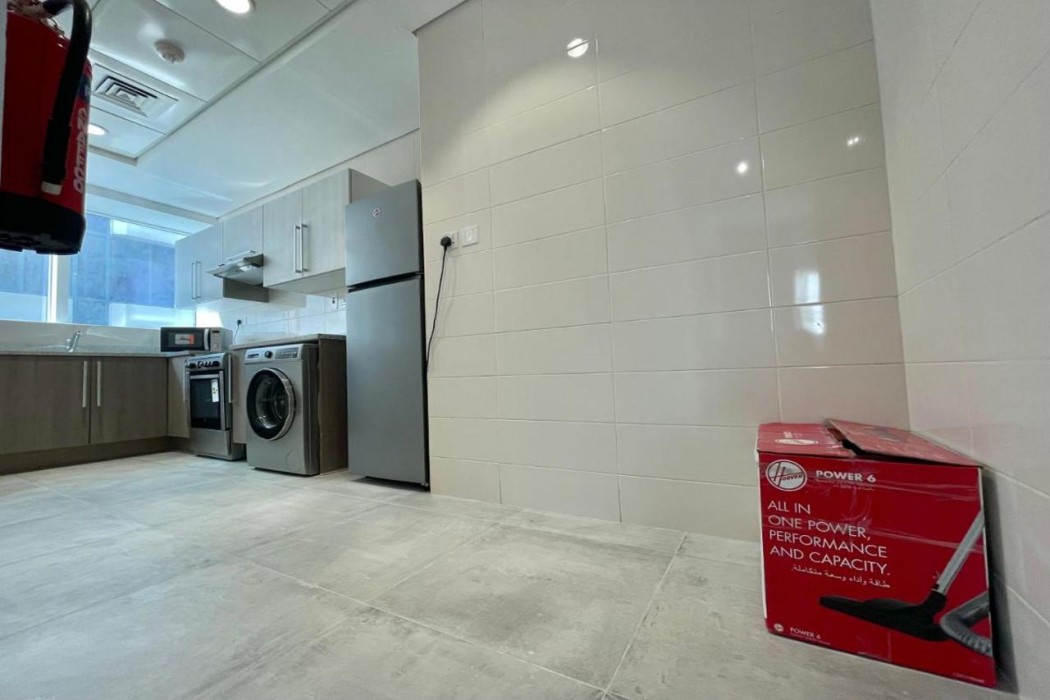 Spacious Furnished Apartment in Palette Tower in Tourist Club Area photo4