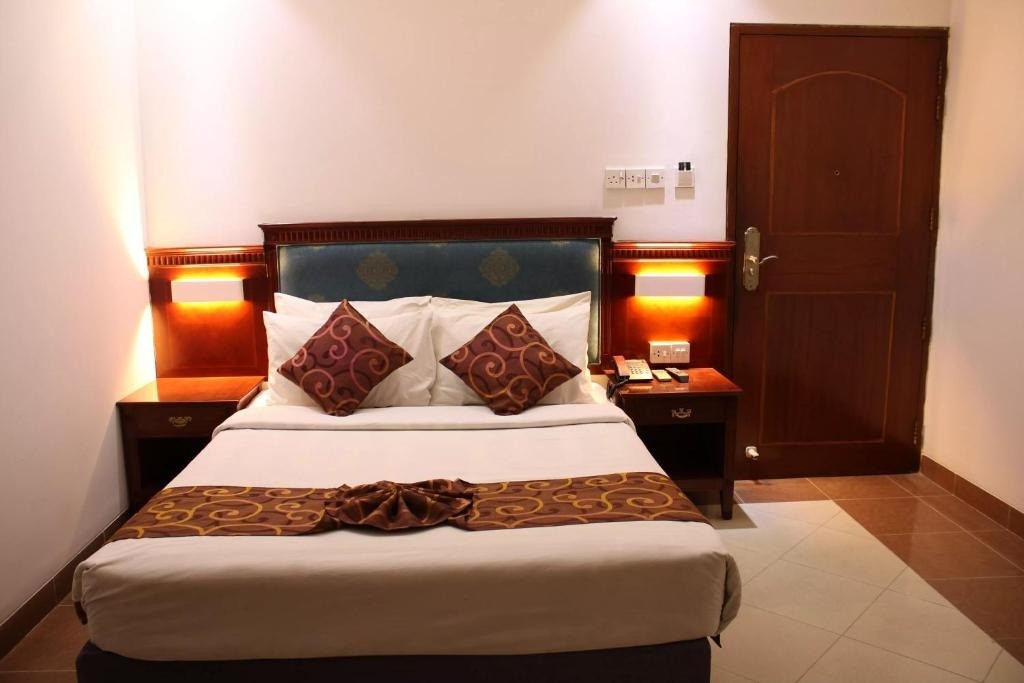 FAMILY SUITE