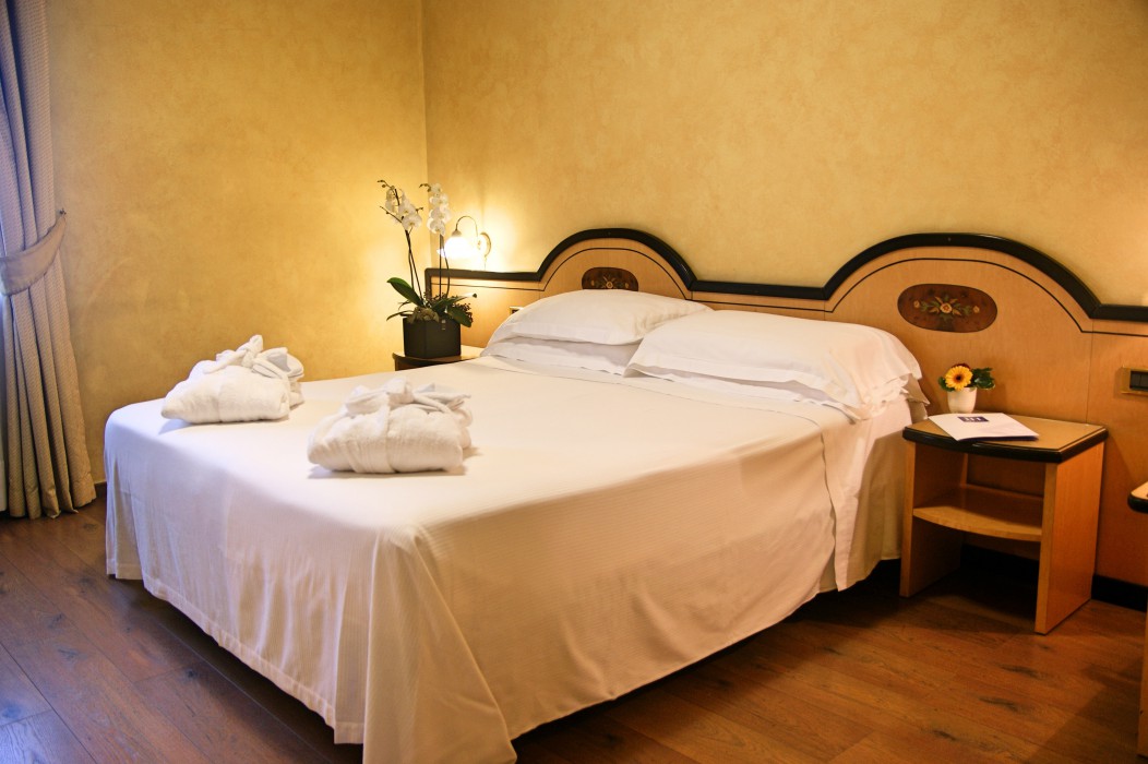Puccini Hotel Milan, Tapestry Collection by Hilton 12/33
