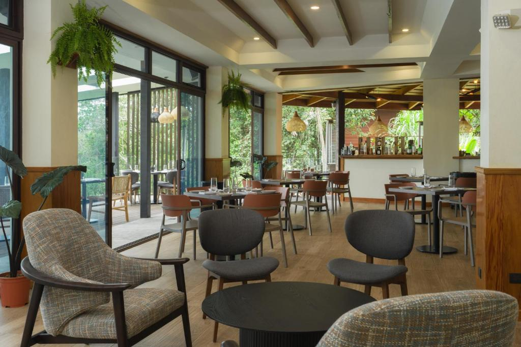 Koora Hotel a Cloud Forest Hotel By Sandglass 27/60