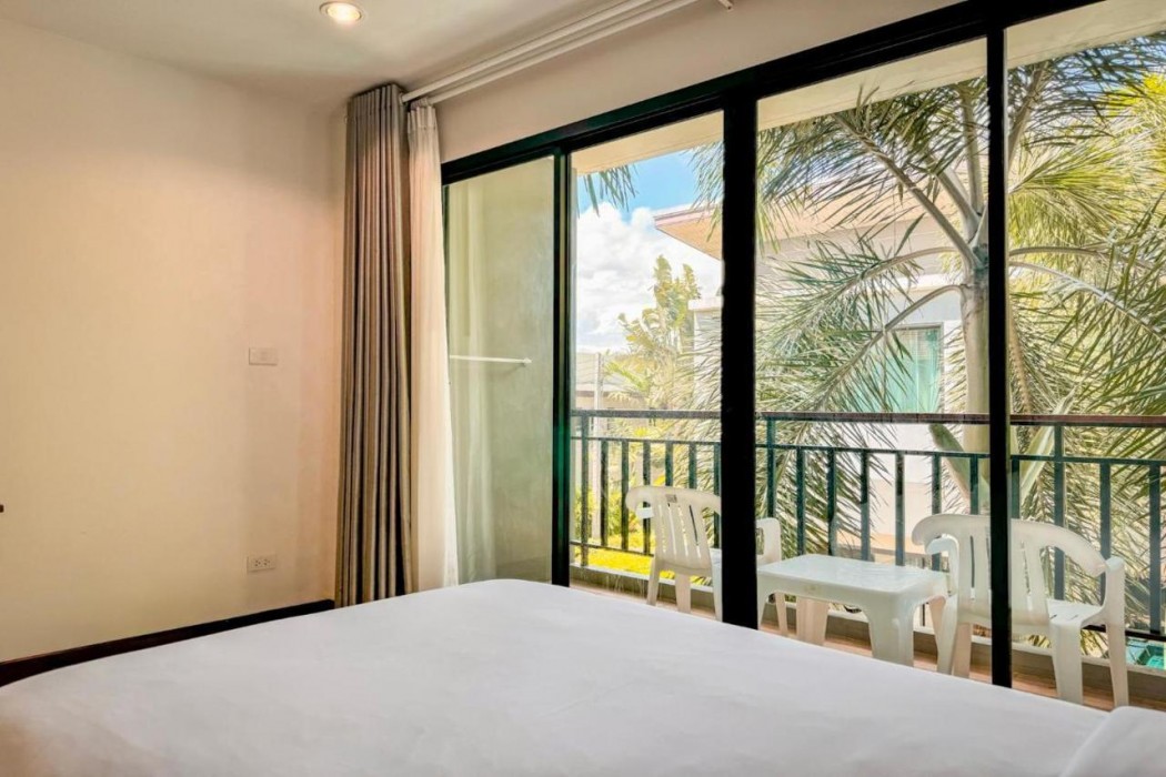 XAYA Pool Access Resort 16/39