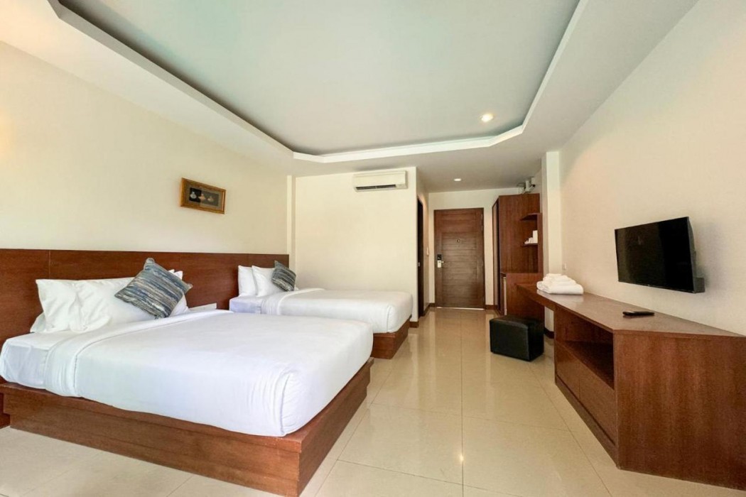 XAYA Pool Access Resort 13/39