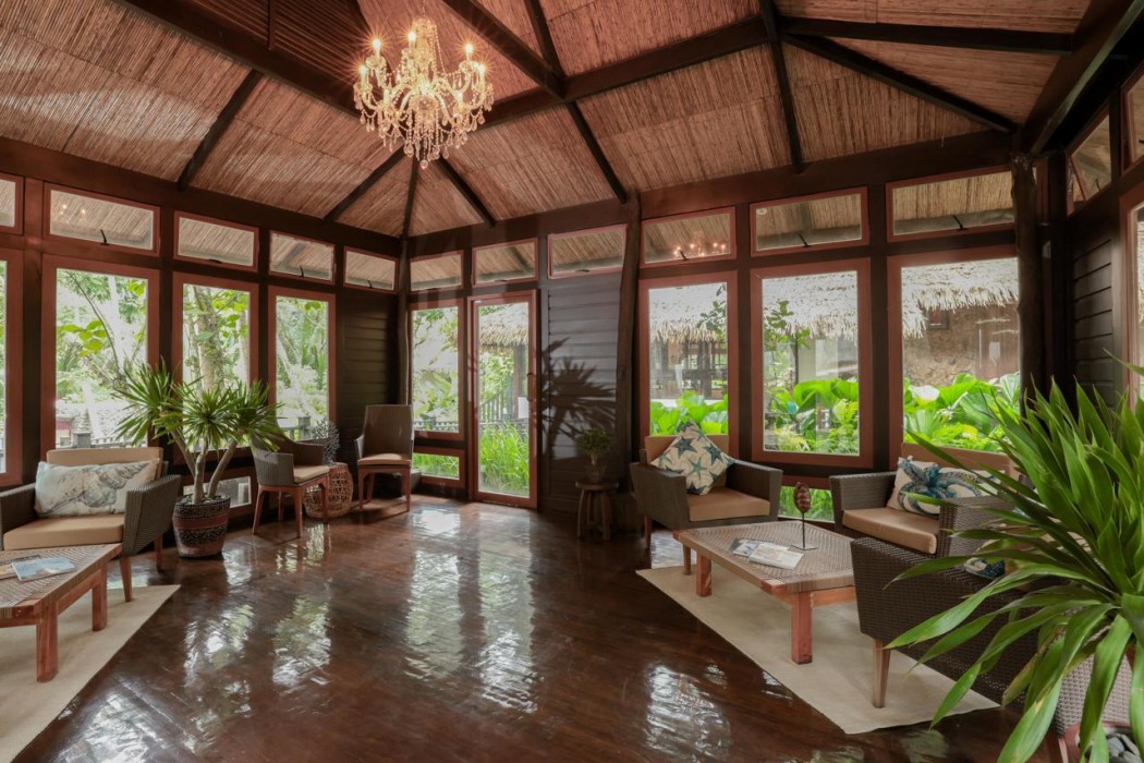 Lihim Resorts 11/75