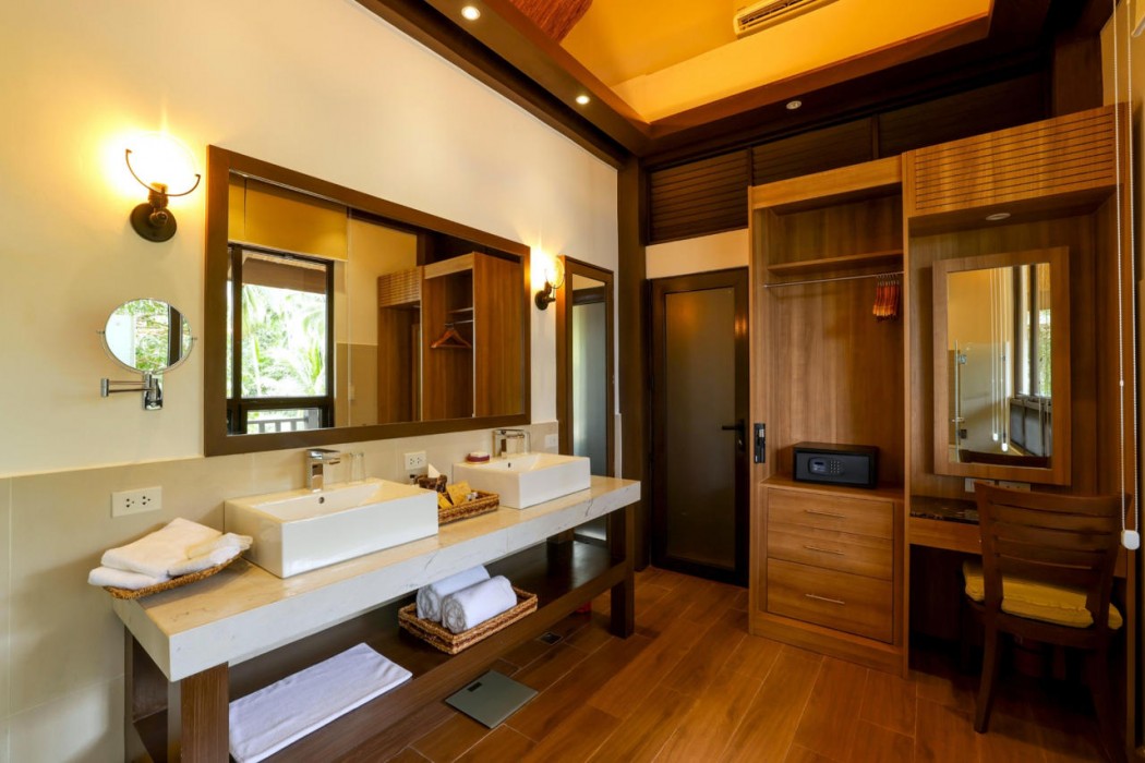 Lihim Resorts 33/75