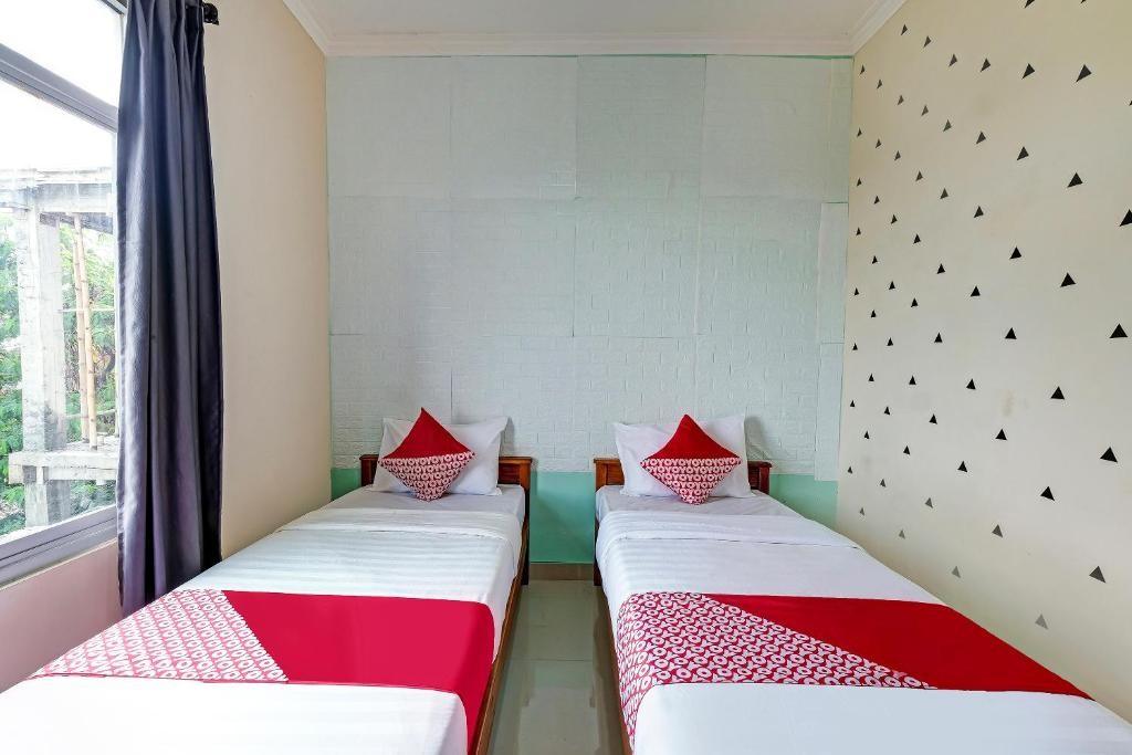 Super OYO 90905 Dangau Datuk Guesthouse 16/43