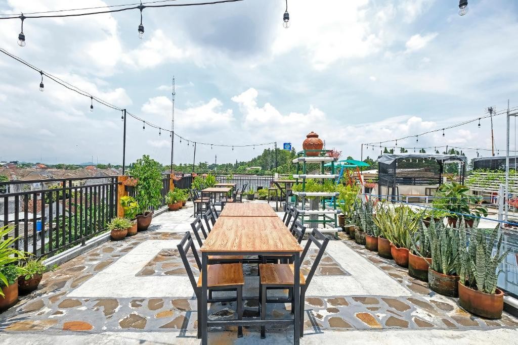 Super OYO 90905 Dangau Datuk Guesthouse 30/43