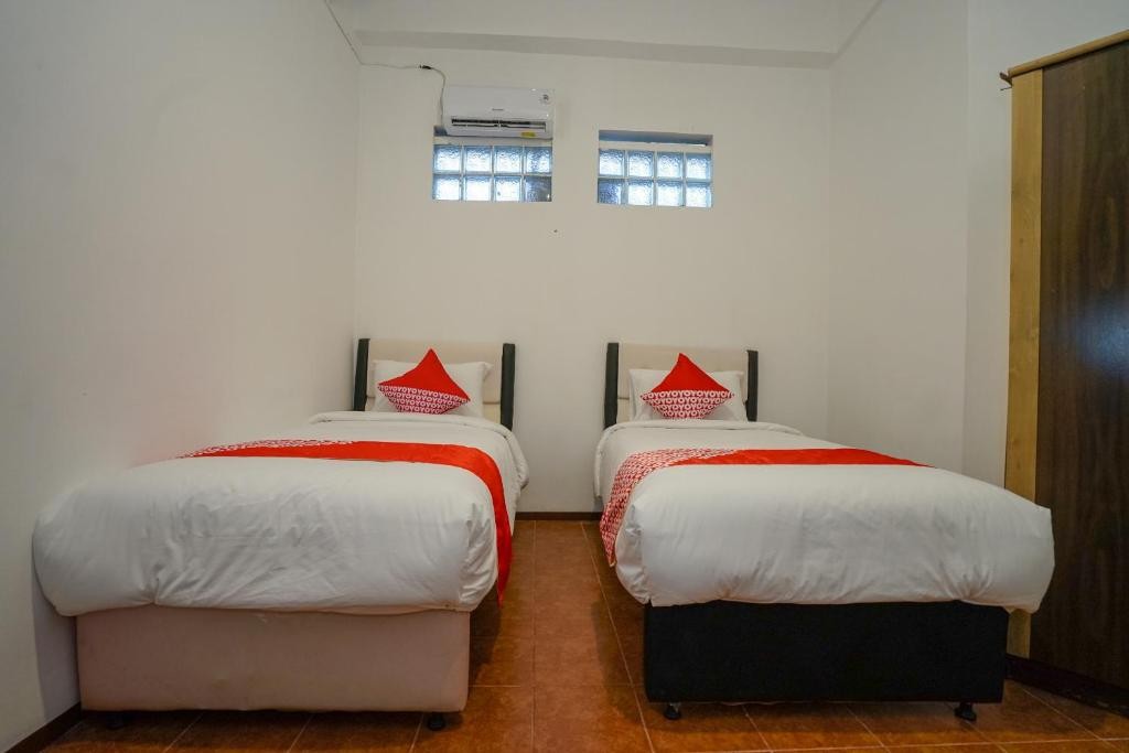 Super OYO 1844 Bravo Residence 7/39
