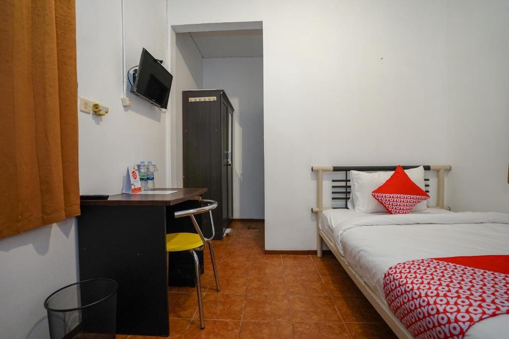 Super OYO 1844 Bravo Residence 11/39