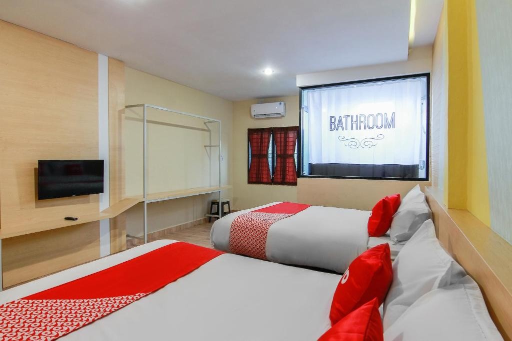 Capital O 3476 Millenium Inn 13/41