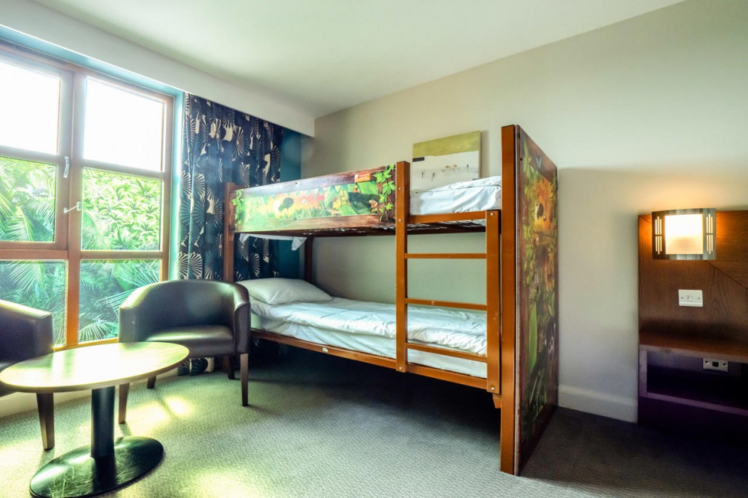 Chessington Resort Hotels 31/90