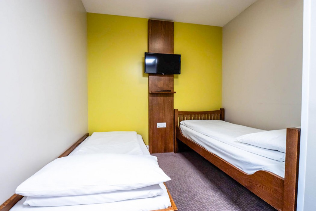 Chessington Resort Hotels 30/90