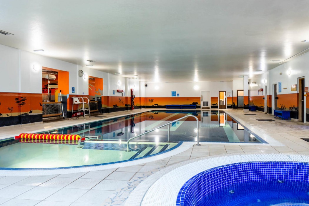 Chessington Resort Hotels 64/90