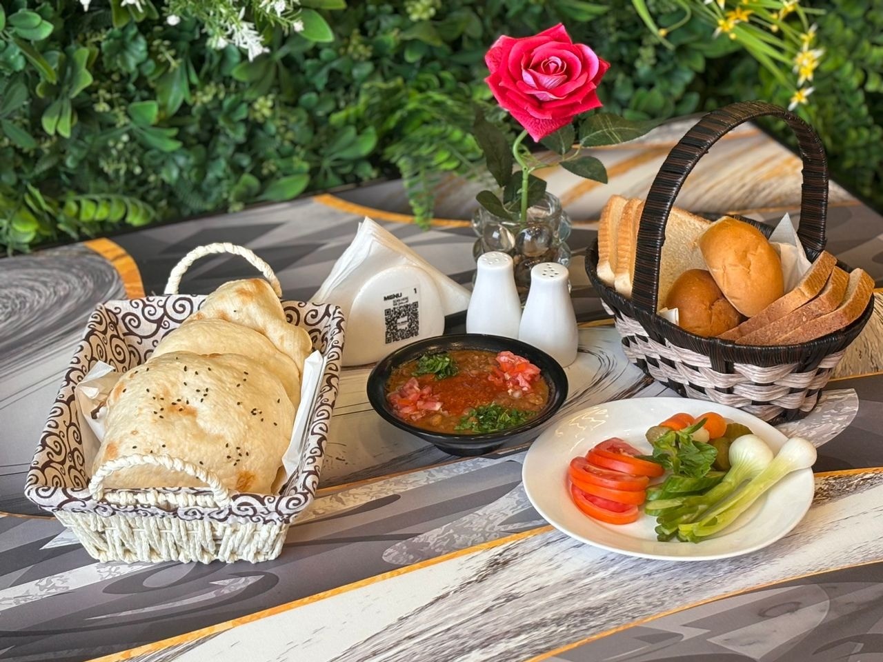 Al Mada Arabia Hotel 24/72