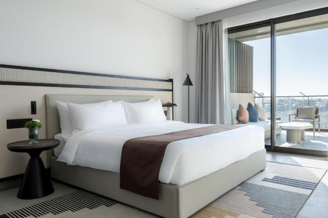 Fraser Suites Al Liwan 7/25