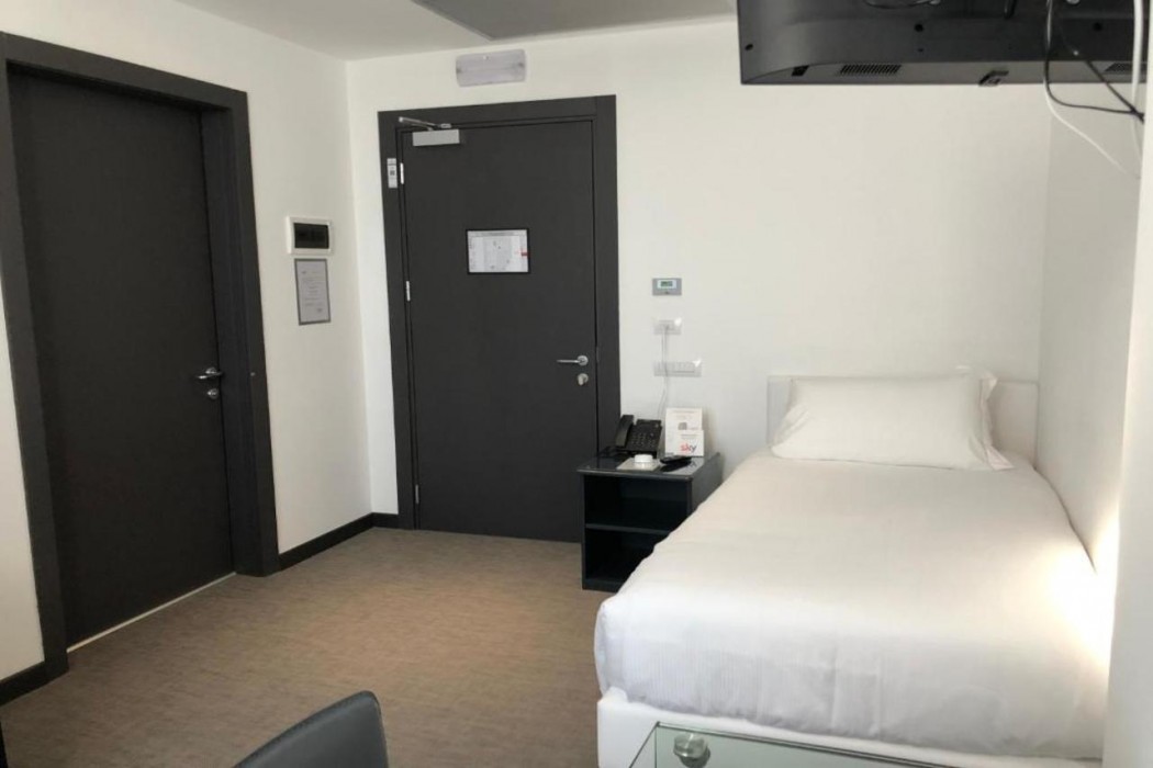 Loto Business Hotel 6/35